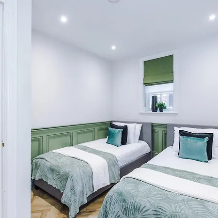 Contemporary Central 2 Bed Abode In York - Sleeps 6 Apartment *