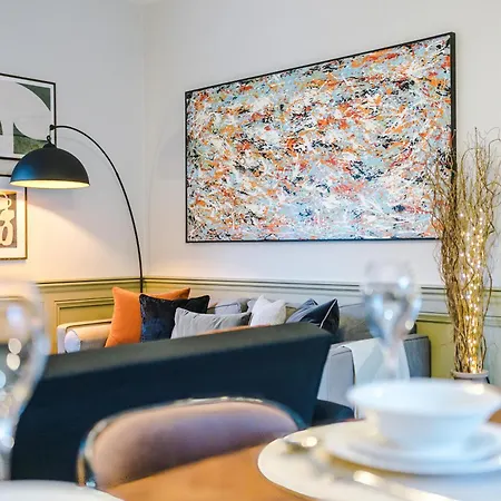 Stunning 2 Bed Abode In - Sleeps 6 アパート *